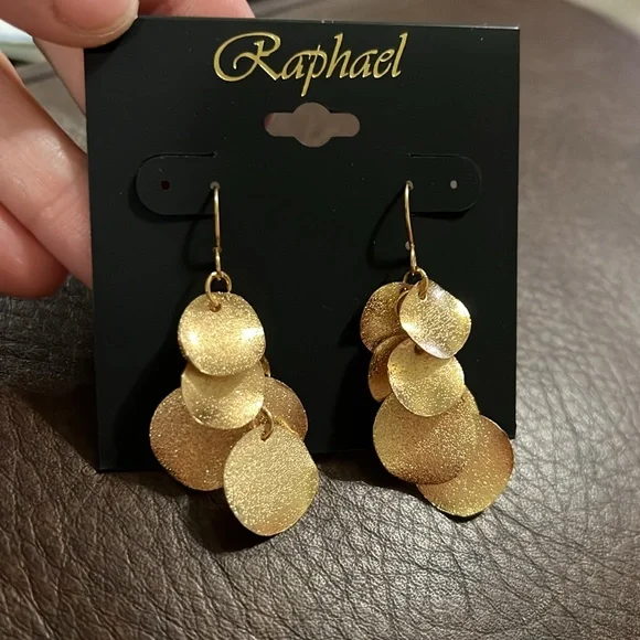 3/$18 Raphael Gold-Tone Dangle Pierced Earrings - New - Lot 498 - Picture 3 of 4